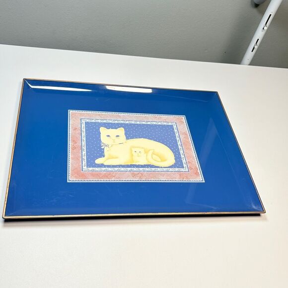 Metal  Decorative Tray with White Cat - Picture 1 of 11
